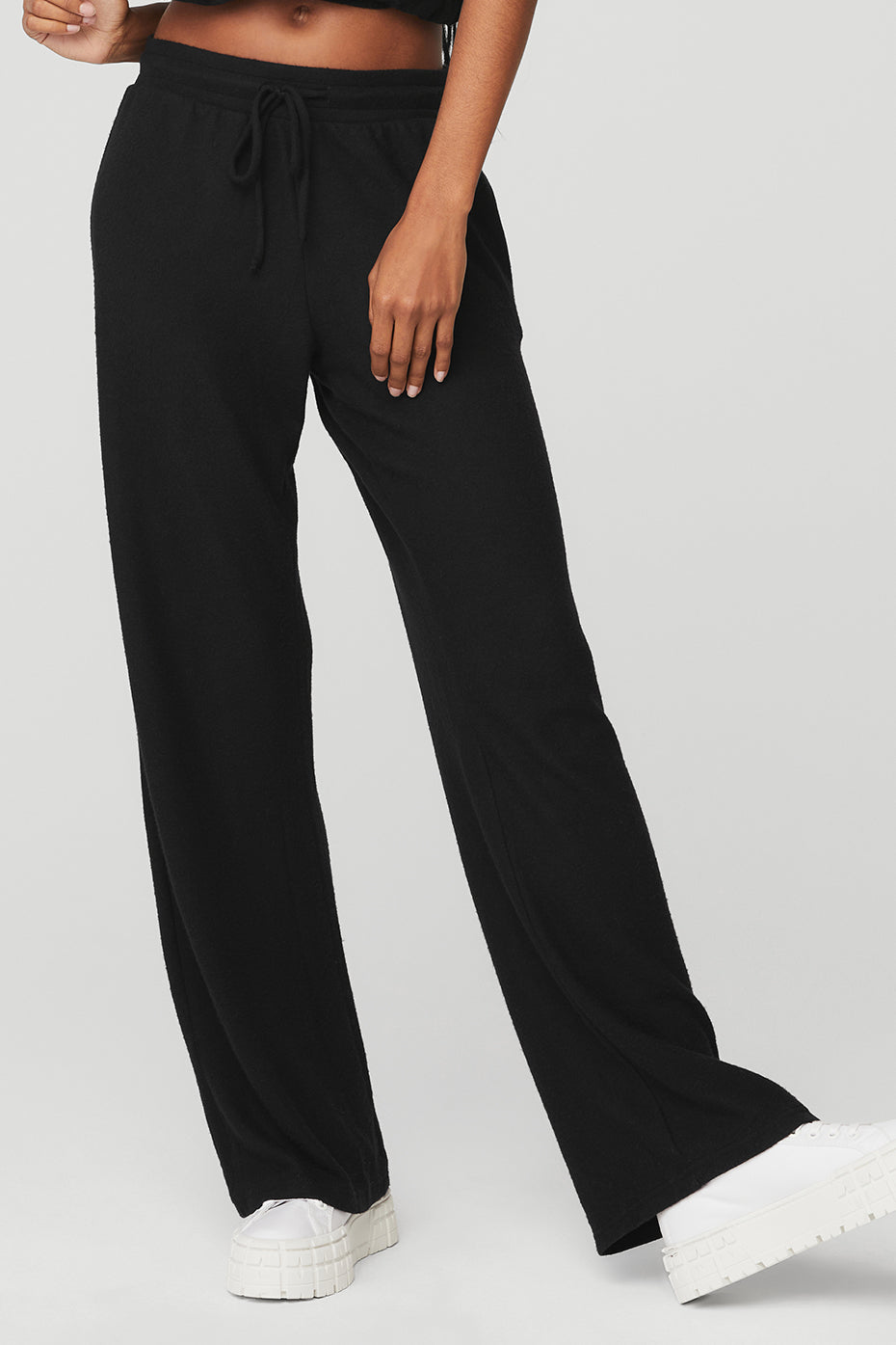 Alo Yoga High-Waist Dreamy Wide Leg Pant, Women's Fashion, Bottoms, Other  Bottoms on Carousell